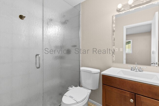 Building Photo - 6302 W Monterey Way