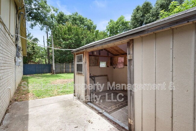 Building Photo - 1900 Lavon Creek Ln
