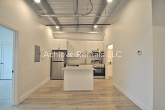 Building Photo - Westfield Lofts - Bay 13