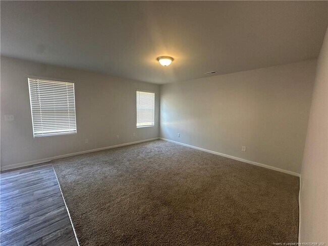 Building Photo - 910 Sapphire Stone Ln