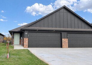 Building Photo - 9118 McLendon Court