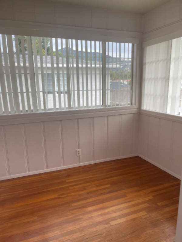 Building Photo - 717 W Glenoaks Blvd