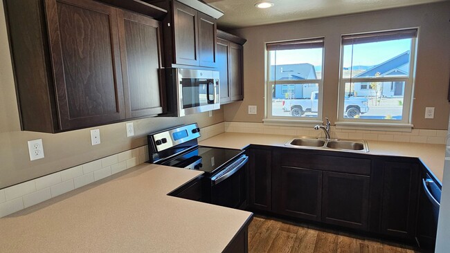 Building Photo - 10348 Sienna Lp