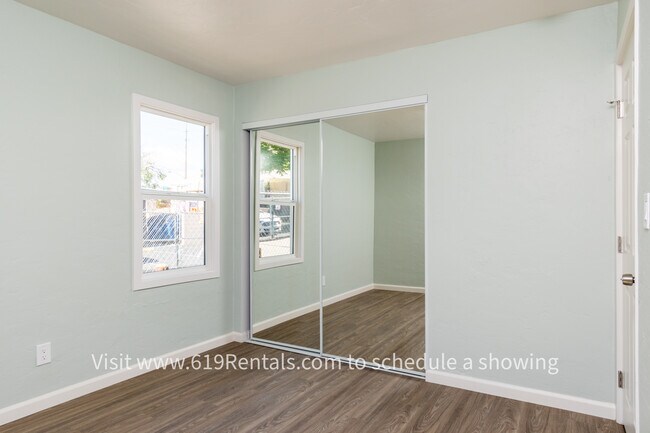 Building Photo - Beautiful Remodeled 2 Bedroom House