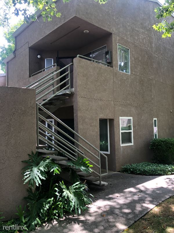 Primary Photo - 2 br, 2 bath Condo - 2511 Fulton Square Lane.