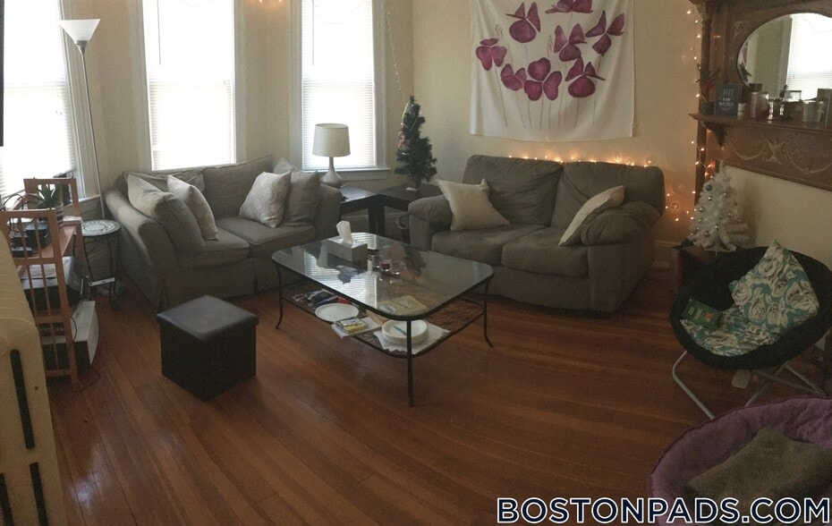 Building Photo - 88 Fisher Ave