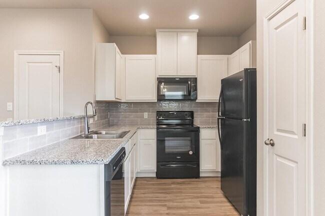 Building Photo - 206 Peruna Dr