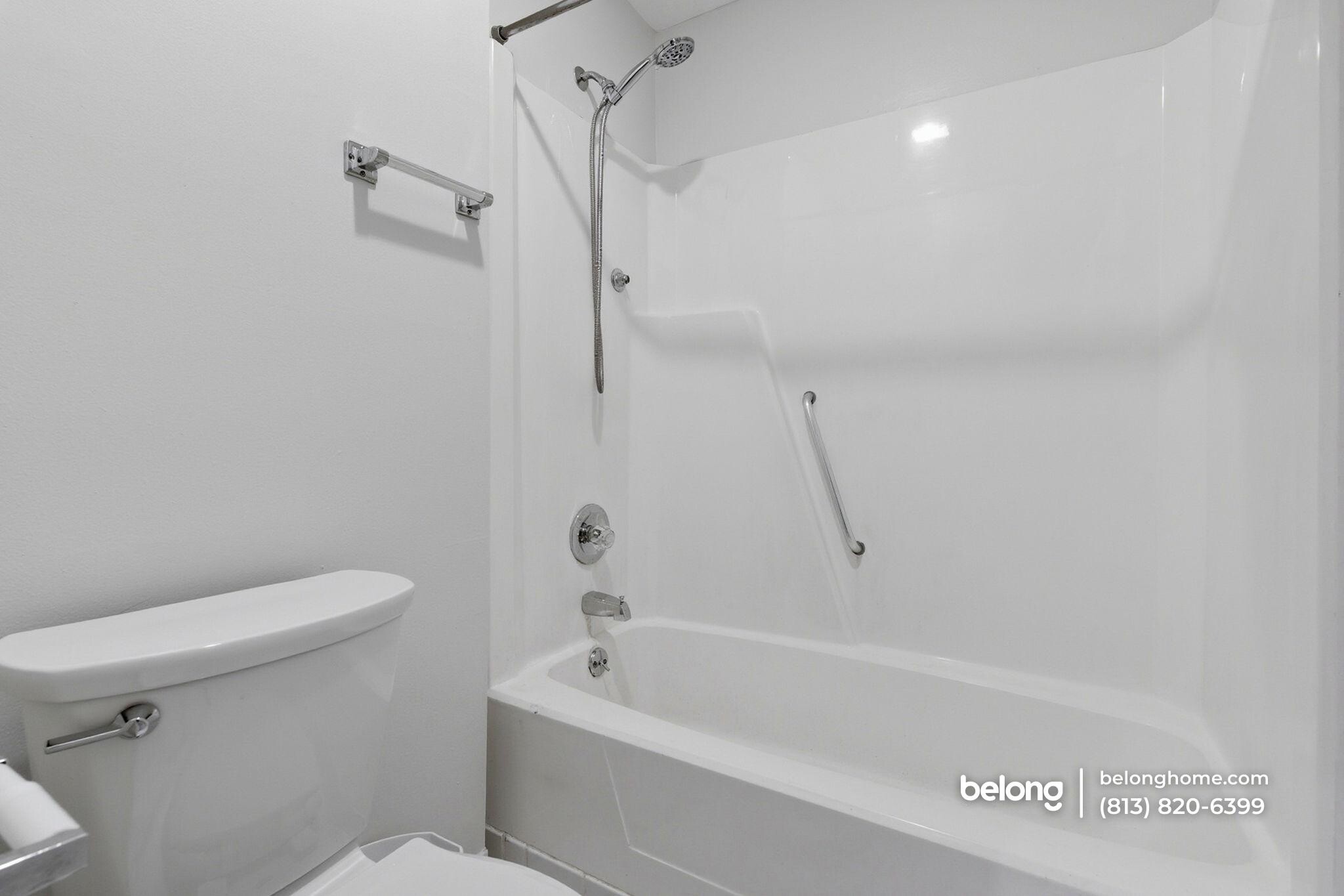 Building Photo - 4401 Ridgeline Cir