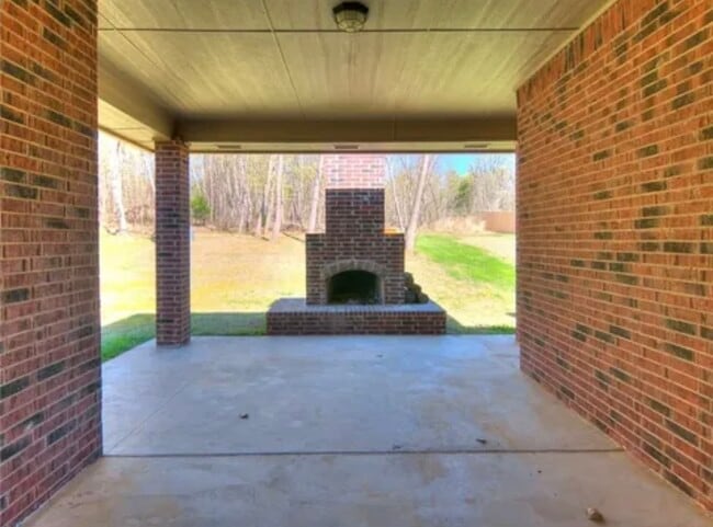 Outdoor fireplace - 8713 Mercato St