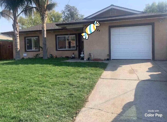 MAIN ENTRANCE - 332 Burbank Rd