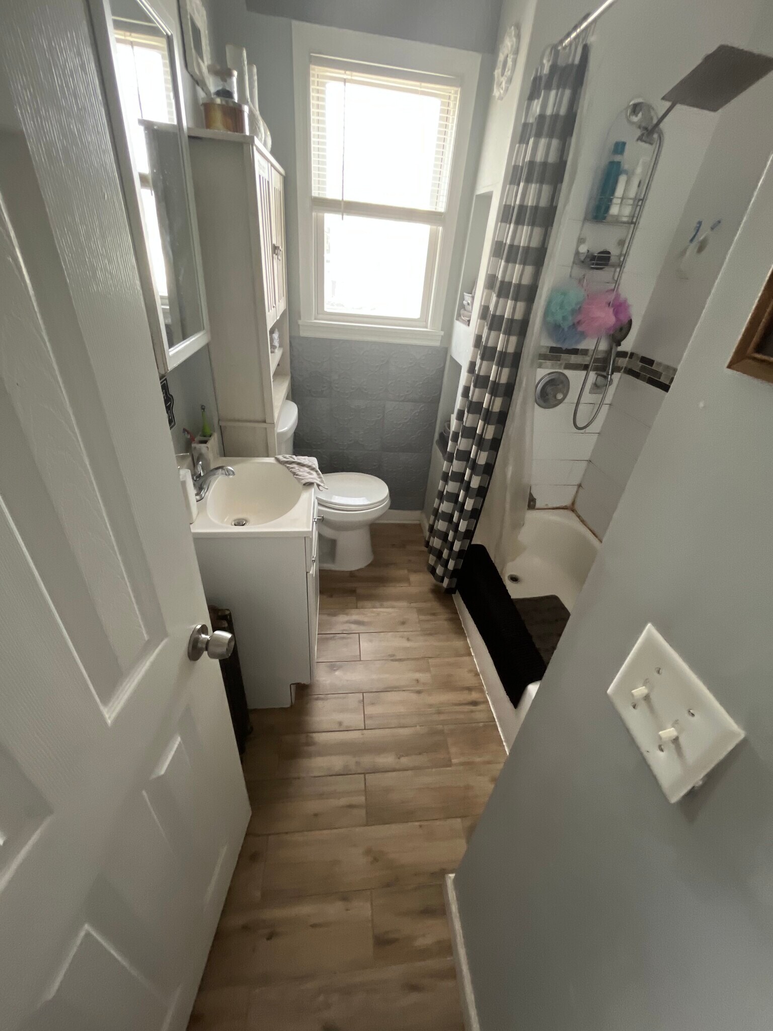 Building Photo - 125 Weaver Ave