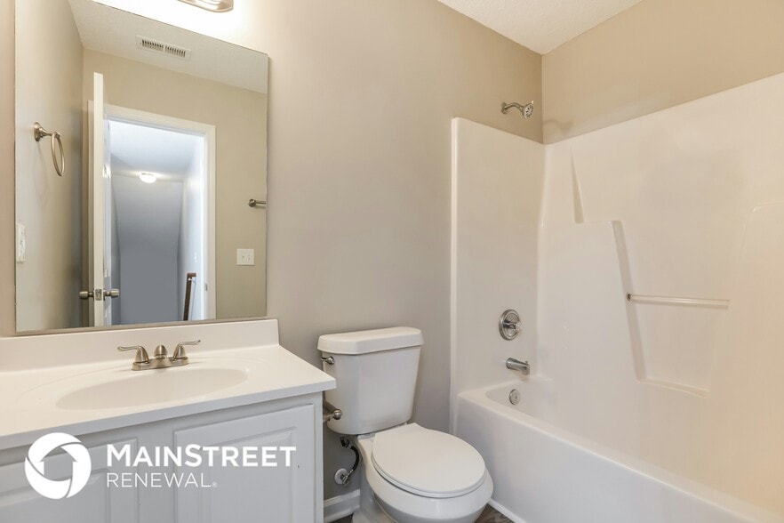 Building Photo - 6 Cayman Ct