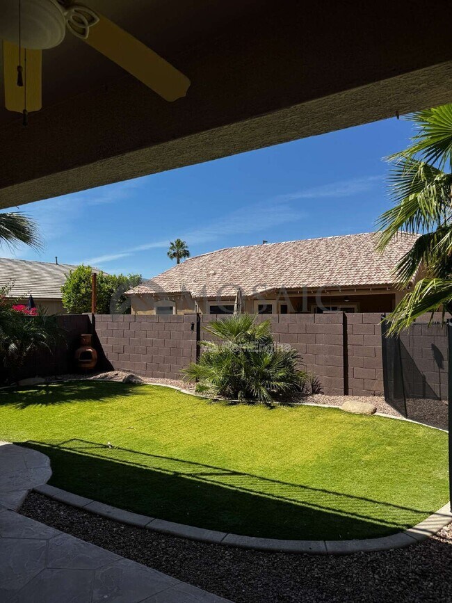 Building Photo - 3356 E Mayberry Ave