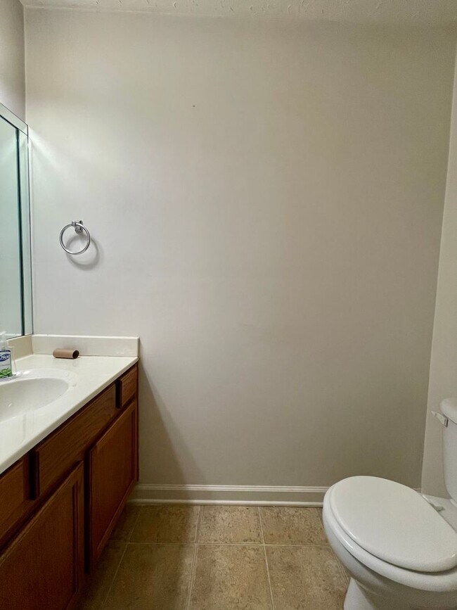 Building Photo - COMING SOON! Lovely, Upscale Home! All Ele...
