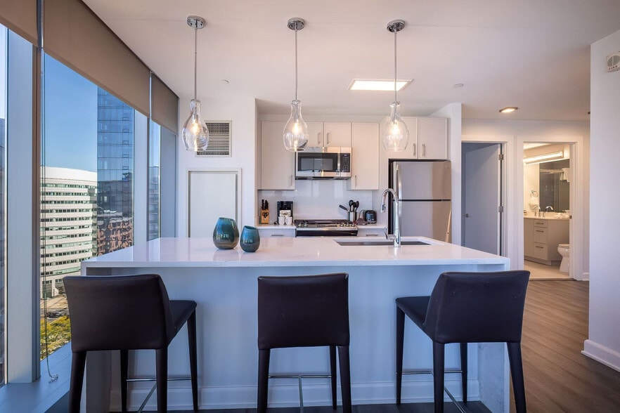 Building Photo - 405 Atlantic St