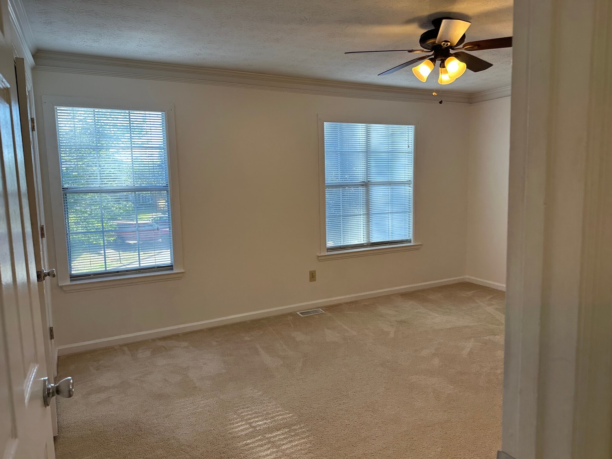 Building Photo - 2953 Lexington Trace Dr SE