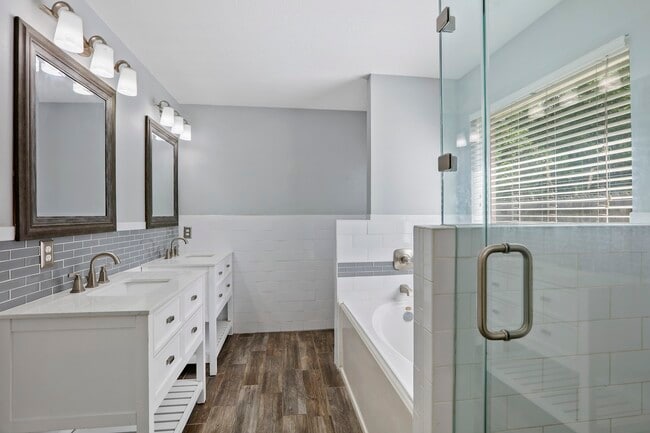 Building Photo - 21803 Whispering Forest Dr