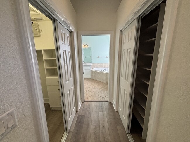 Building Photo - 5550 Whispering Willow Way