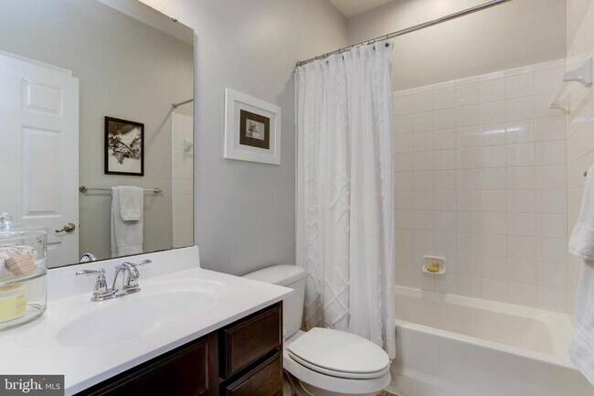 Building Photo - 7359 Matchbox Alley