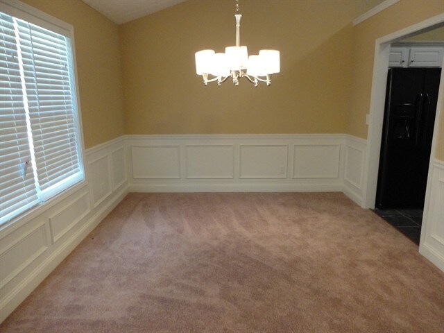 Building Photo - 2710 Meadow Gate Way