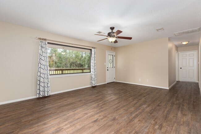 Building Photo - 9344 US-69