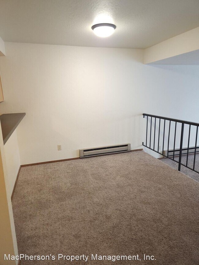 Building Photo - 2 br, 1 bath House - 9484 Redmond-Woodinvi...