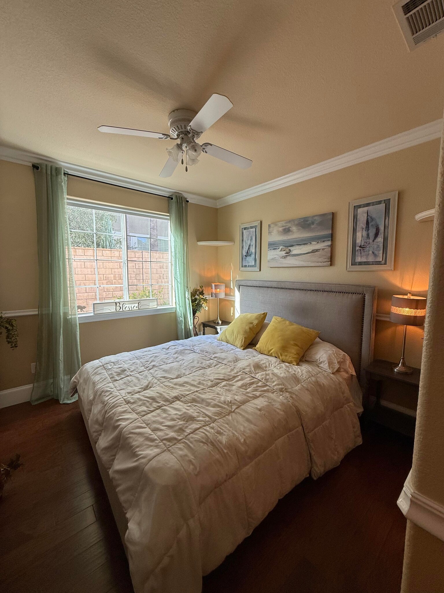 Building Photo - 1485 Clearview Cir