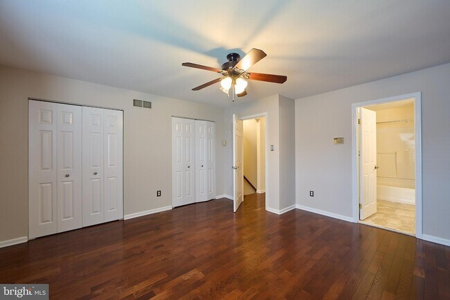 Building Photo - 1803 Stoneham Dr