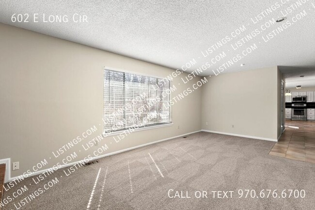 Building Photo - 602 E Long Cir