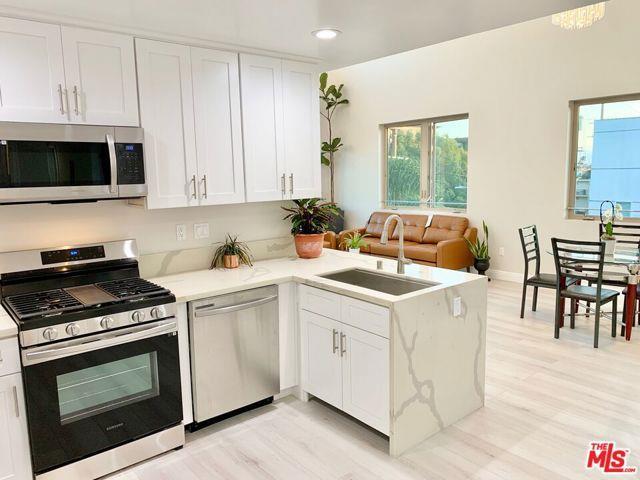 Building Photo - 11753 Iowa Ave