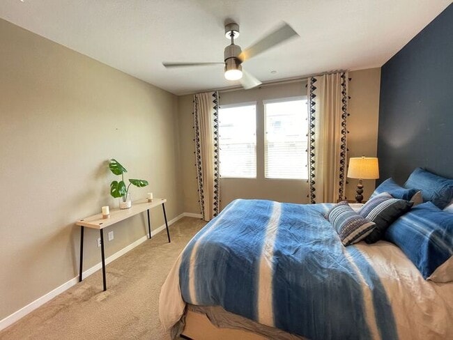 Building Photo - Carry Over Showing: This property has been...