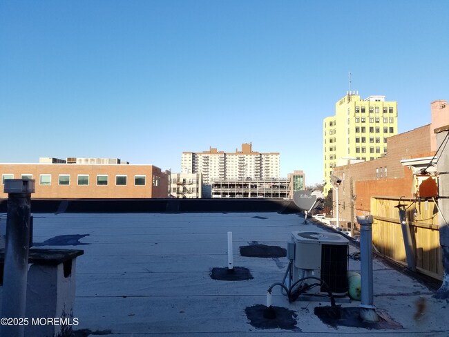 Building Photo - 625 Cookman Ave