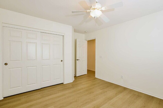 Building Photo - Experience Scenic Luxury in This Spectacular 4-Bed+Office/4-Bath Home Within the Exclusive Sycamo...