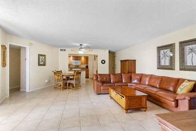 Building Photo - 2800 N Ocean Dr