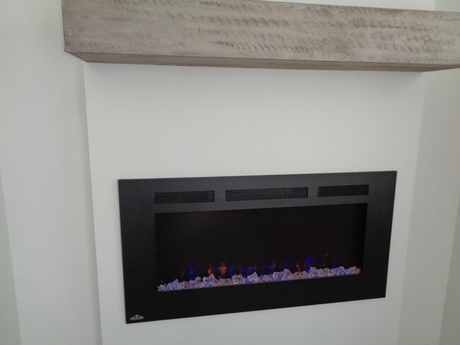 Building Photo - 10372 Fox Trail Rd S