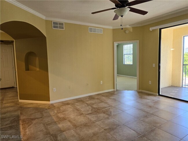 Building Photo - 12940 Positano Cir
