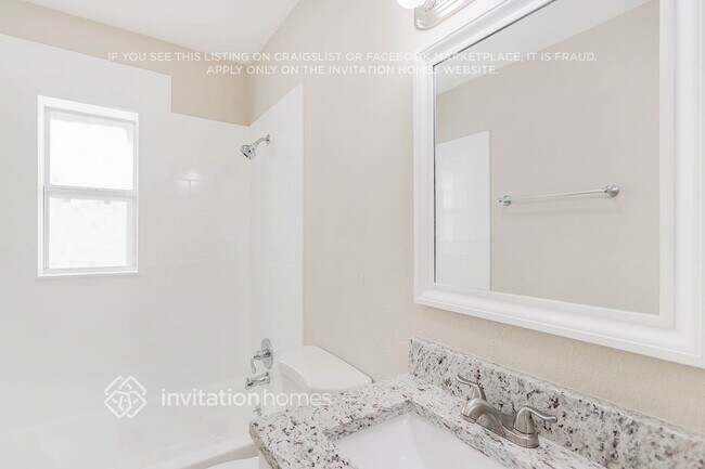 Building Photo - 2826 17Th Ave N