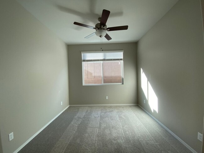 Building Photo - 1427 Amethyst Ln