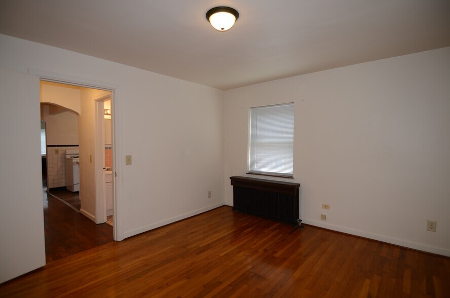 Building Photo - 6321 Girard Ave