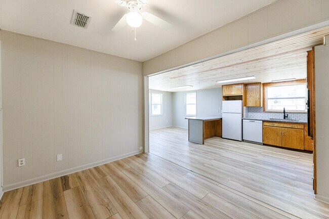 Building Photo - 3406 27th St