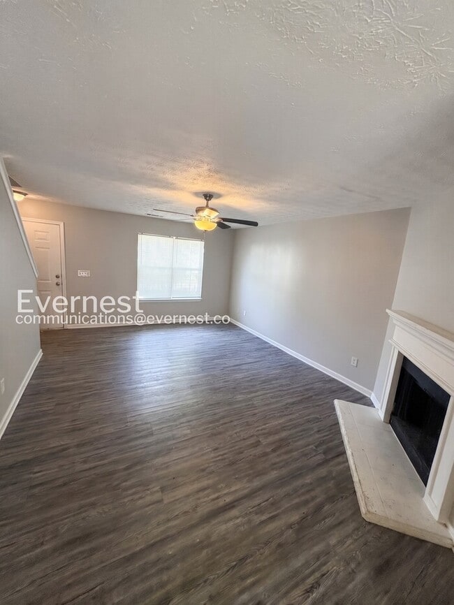 Building Photo - Charming 4-Bedroom Home with Modern Comforts / Pet-Friendly / Vouchers Accepted / Available Now!