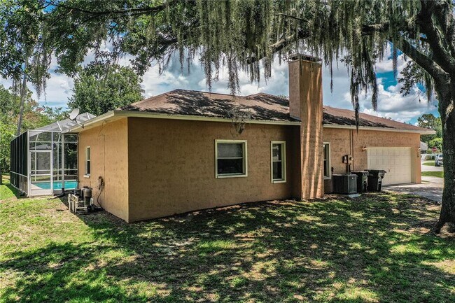 Building Photo - 2326 Deerbrook Dr