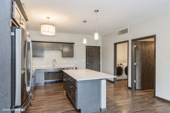 Building Photo - $1,250 | 1 Bedroom, 1 Bathroom Condo | Dog Friendly* | Sublease* | Available for an April 1st, 20...