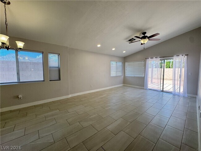 Building Photo - 9180 Sparklewood Ct