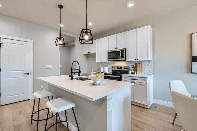 Building Photo - New Construction Half Duplex in Lakewood (...