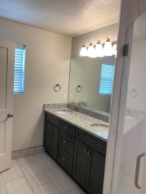 Building Photo - 88 250 N