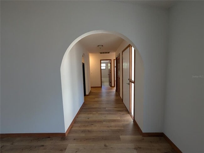 Building Photo - 3741 Thornbush Ln