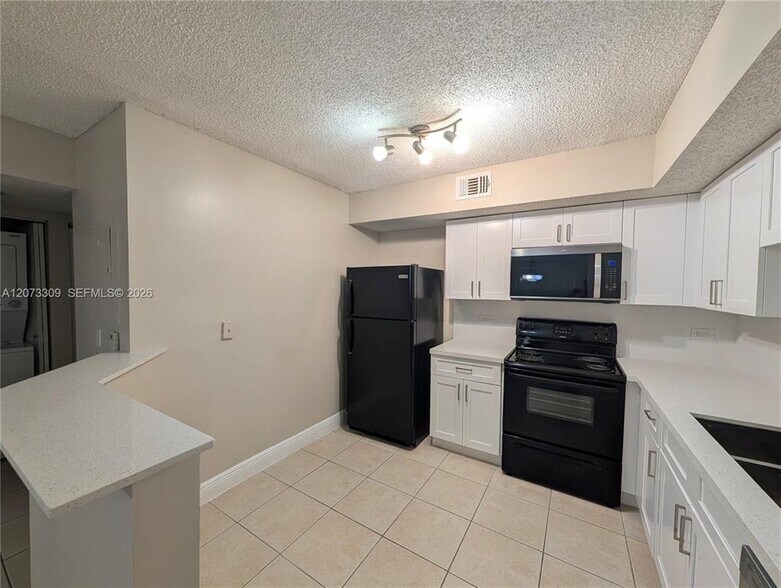 Building Photo - 3690 N 56th Ave