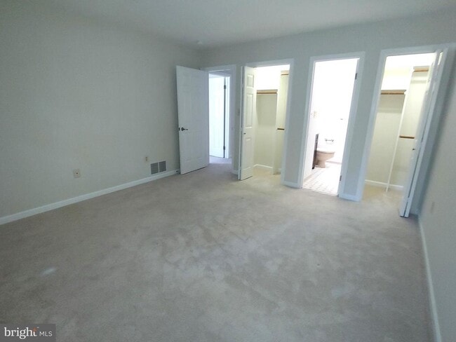 Building Photo - 719 Monmouth Ave