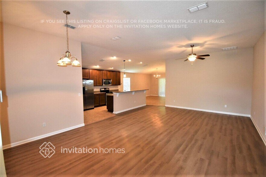 Building Photo - 308 W Adelaide Dr